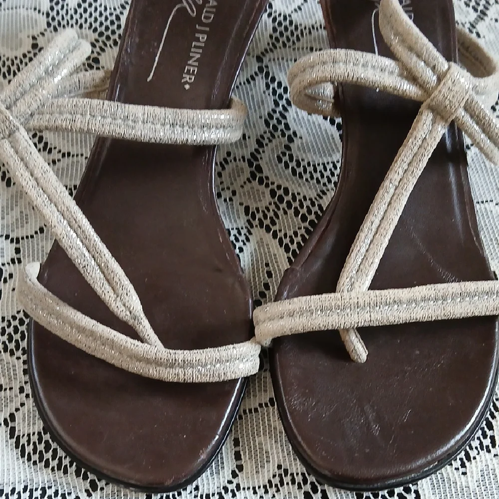 Donald J. Pliner Tan Sandals with Strappy Design - Picture 8 of 9